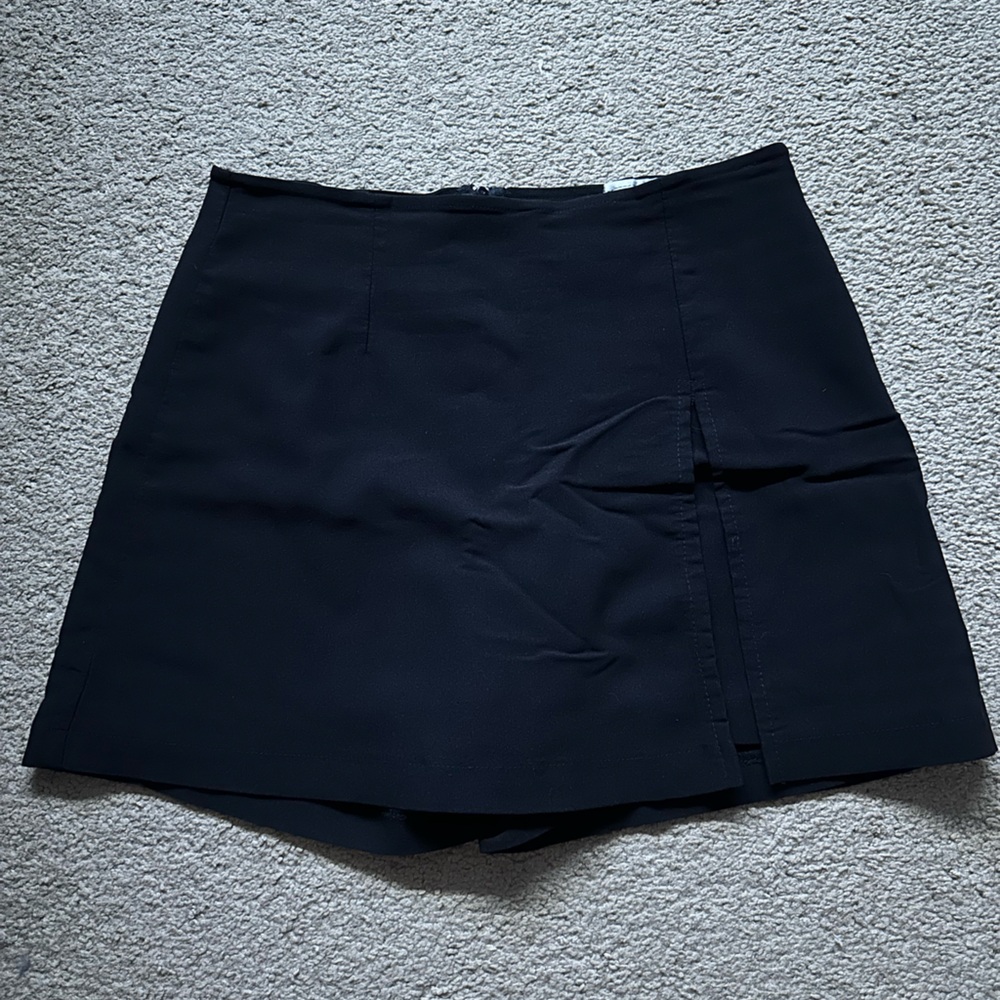 Wrapper Elegant Black Garment